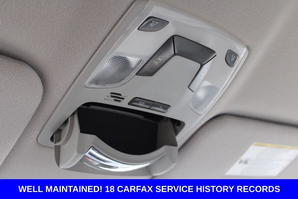 2014 Toyota Sienna LE 8 Passenger