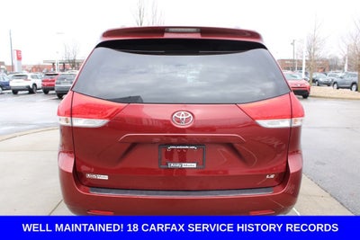 2014 Toyota Sienna LE 8 Passenger