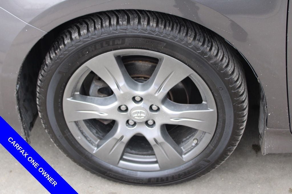 2017 Toyota Sienna SE Premium 8 Passenger