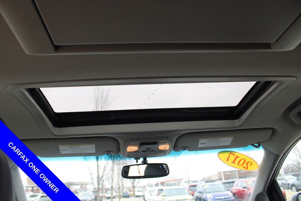 2017 Toyota Sienna SE Premium 8 Passenger