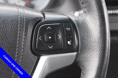 2017 Toyota Sienna SE Premium 8 Passenger