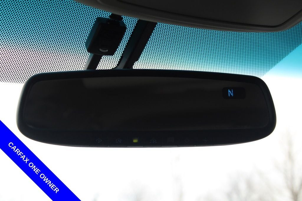 2017 Toyota Sienna SE Premium 8 Passenger