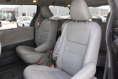 2015 Toyota Sienna XLE Premium 8 Passenger