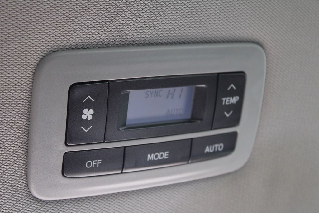 2015 Toyota Sienna XLE Premium 8 Passenger