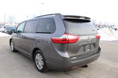 2015 Toyota Sienna XLE Premium 8 Passenger