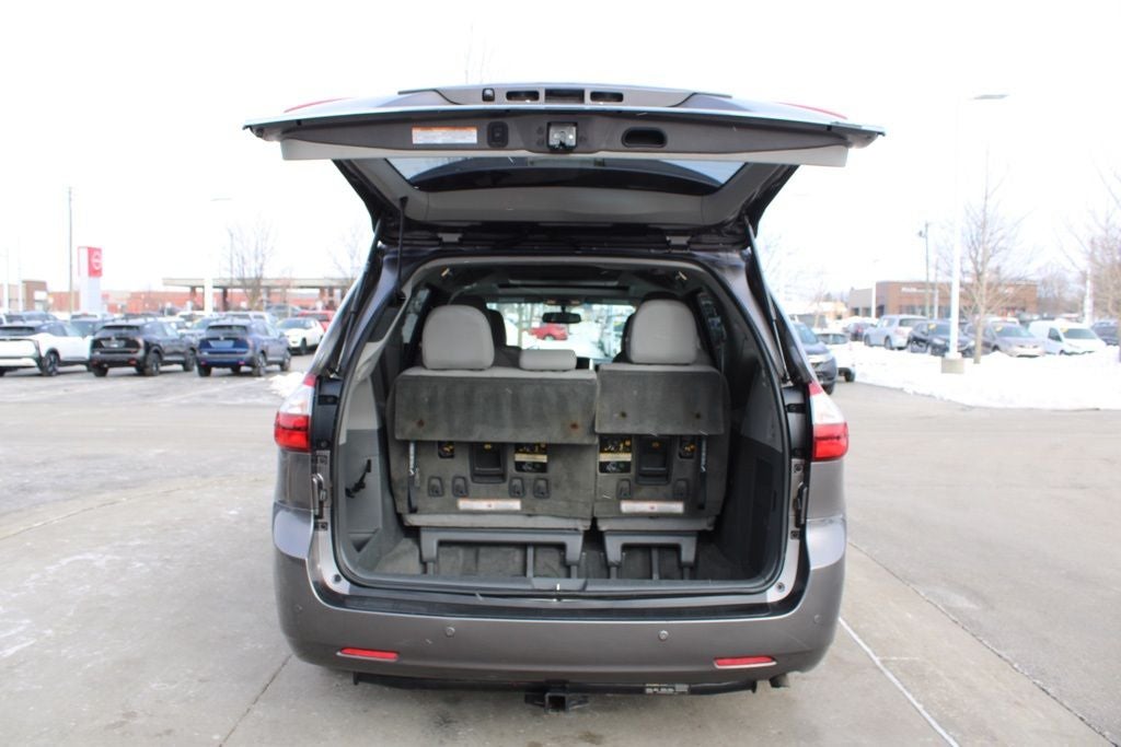 2015 Toyota Sienna XLE Premium 8 Passenger