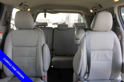 2015 Toyota Sienna XLE 8 Passenger