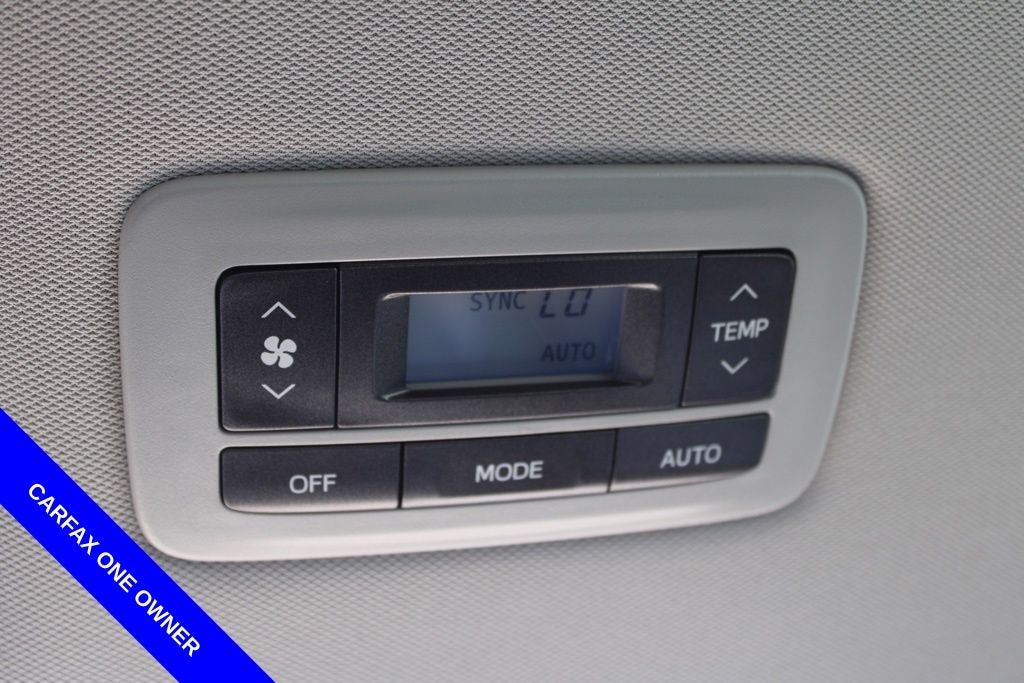 2015 Toyota Sienna XLE 8 Passenger