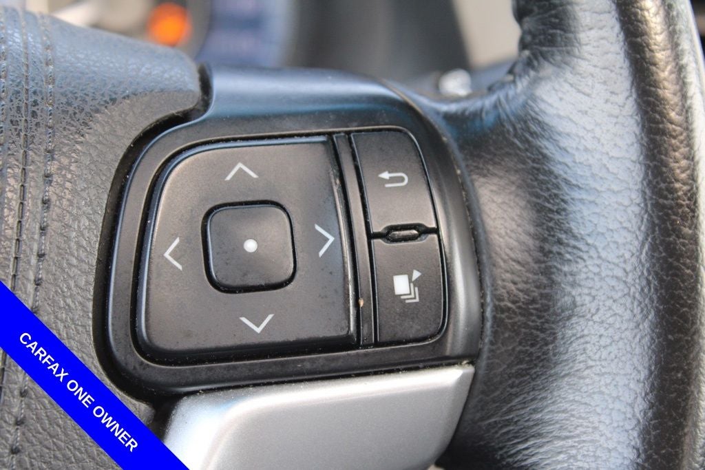 2015 Toyota Sienna XLE 8 Passenger