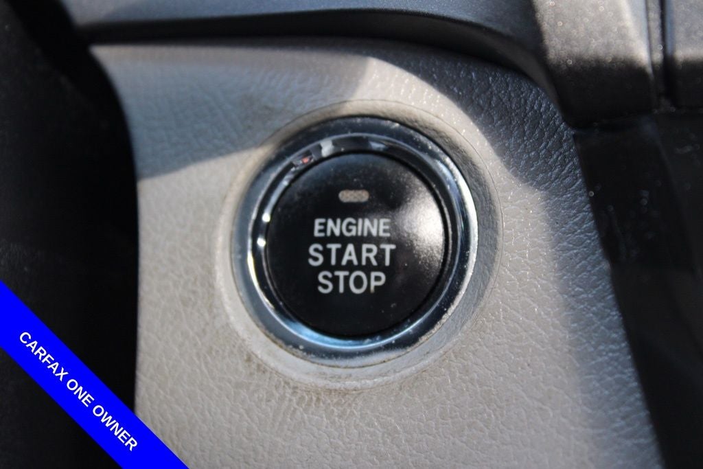 2015 Toyota Sienna XLE 8 Passenger