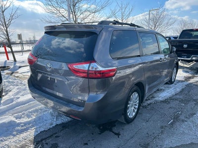 2015 Toyota Sienna XLE