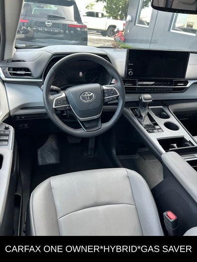 2025 Toyota Sienna XLE 8 Passenger