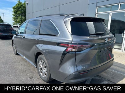 2025 Toyota Sienna XLE 8 Passenger