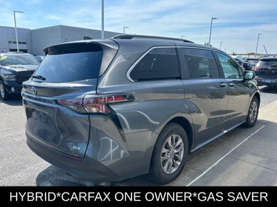 2025 Toyota Sienna XLE 8 Passenger