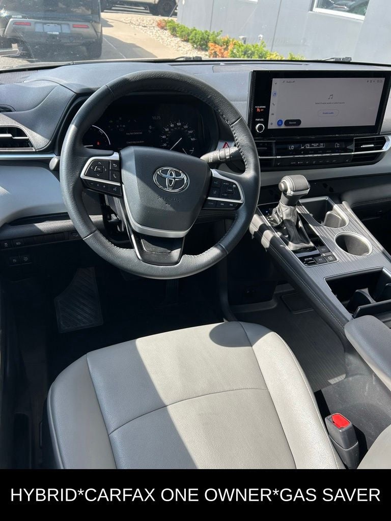 2025 Toyota Sienna XLE 8 Passenger