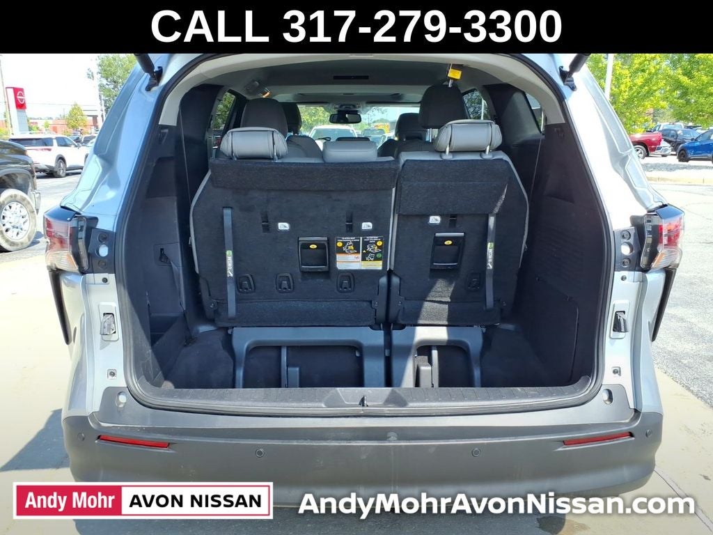2025 Toyota Sienna XLE 8 Passenger
