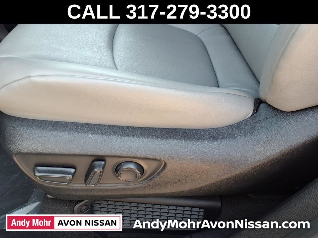 2025 Toyota Sienna XLE 8 Passenger