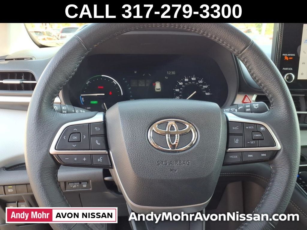 2025 Toyota Sienna XLE 8 Passenger