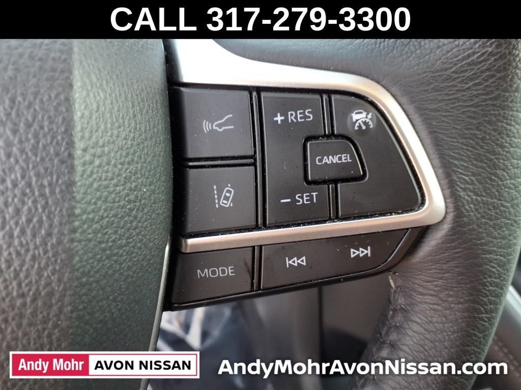 2025 Toyota Sienna XLE 8 Passenger