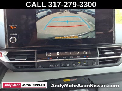 2025 Toyota Sienna XLE 8 Passenger