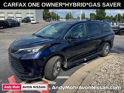 2026 Toyota Sienna XLE 8 Passenger