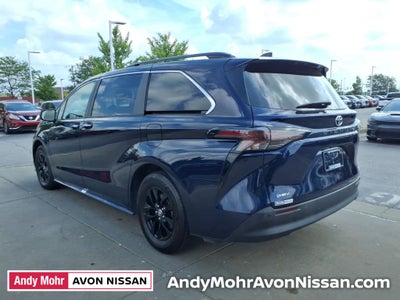 2026 Toyota Sienna XLE 8 Passenger