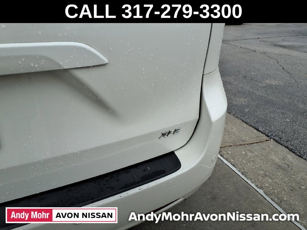 2017 Toyota Sienna XLE Premium 8 Passenger