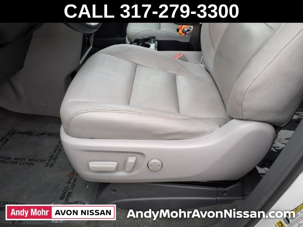 2017 Toyota Sienna XLE Premium 8 Passenger