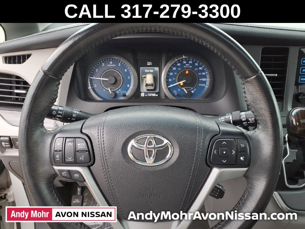 2017 Toyota Sienna XLE Premium 8 Passenger