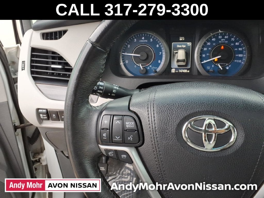 2017 Toyota Sienna XLE Premium 8 Passenger