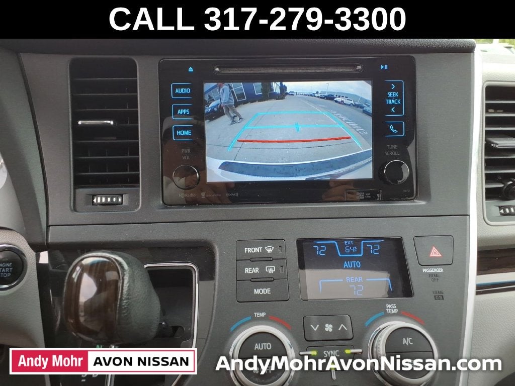 2017 Toyota Sienna XLE Premium 8 Passenger