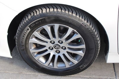 2020 Toyota Sienna XLE 8 Passenger