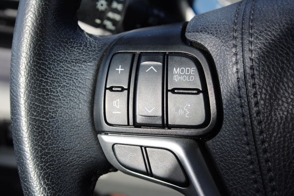 2020 Toyota Sienna XLE 8 Passenger