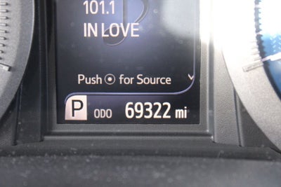 2020 Toyota Sienna XLE 8 Passenger