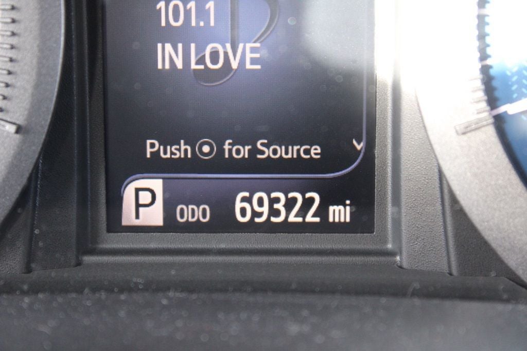 2020 Toyota Sienna XLE 8 Passenger