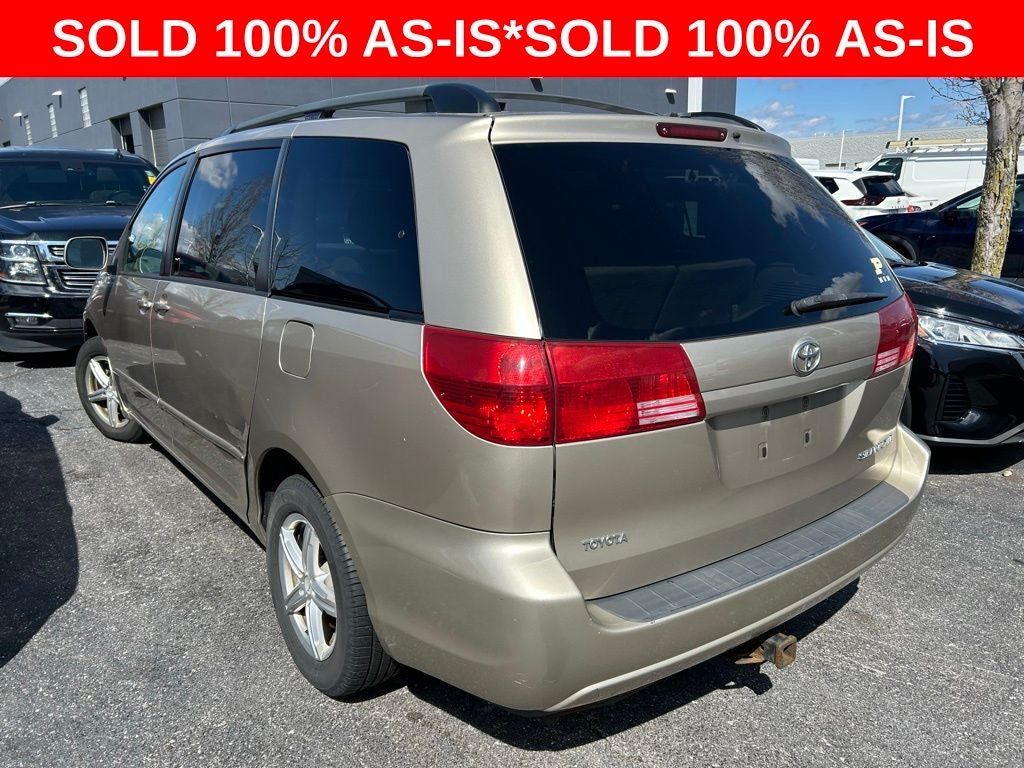 2004 Toyota Sienna XLE