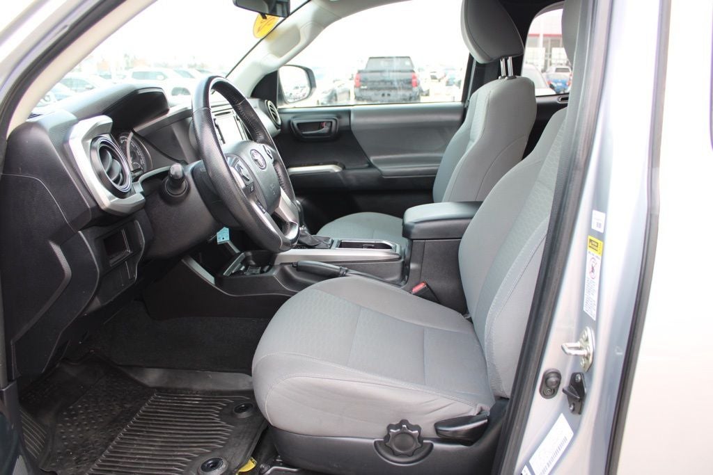 2016 Toyota Tacoma SR5