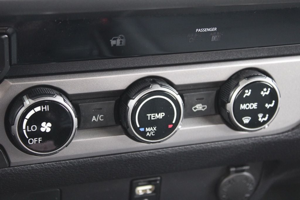 2016 Toyota Tacoma SR5