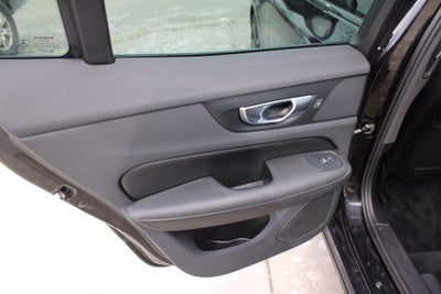 2024 Volvo S60 B5 Plus Dark Theme