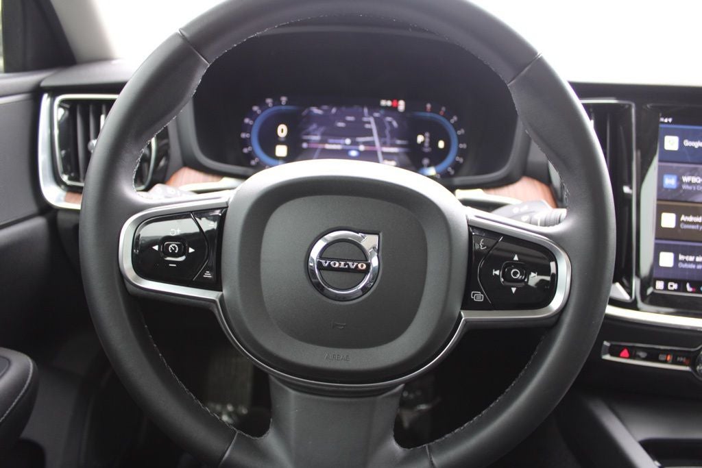 2024 Volvo S60 B5 Plus Dark Theme
