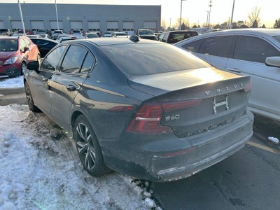 2024 Volvo S60 B5 Plus Dark Theme