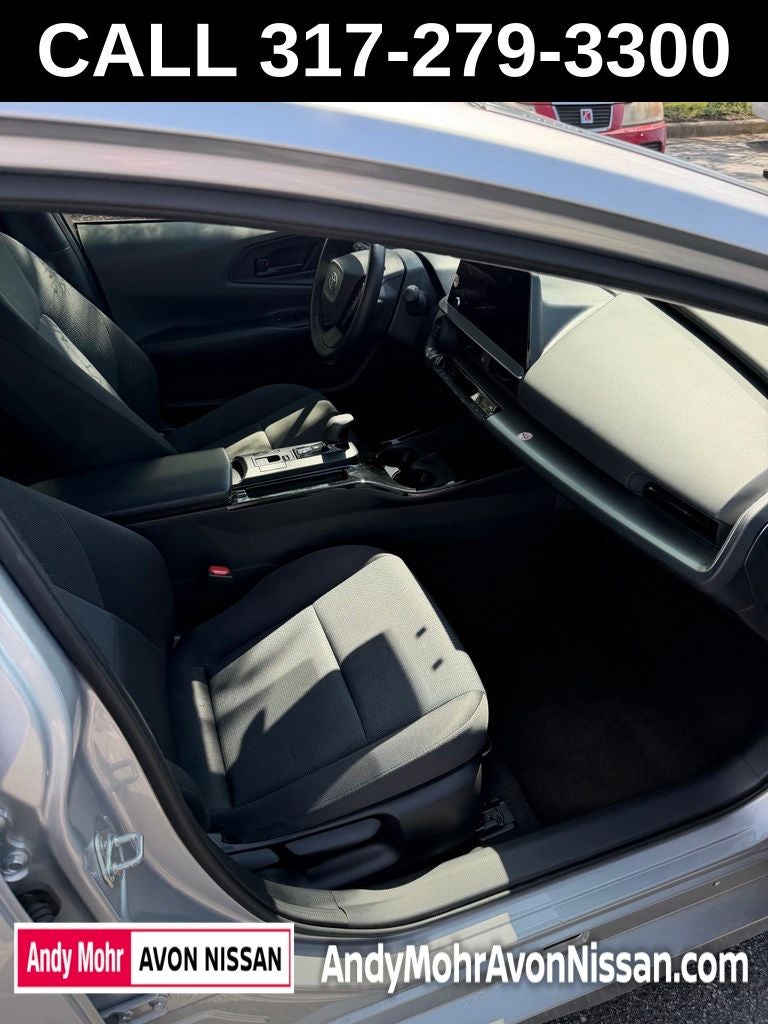 2025 Toyota Prius LE