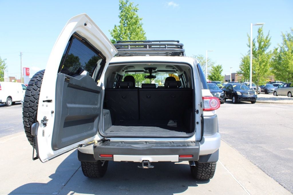2014 Toyota FJ Cruiser Base