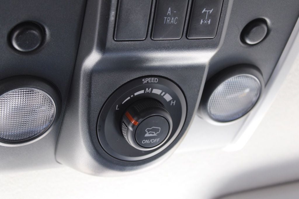 2014 Toyota FJ Cruiser Base