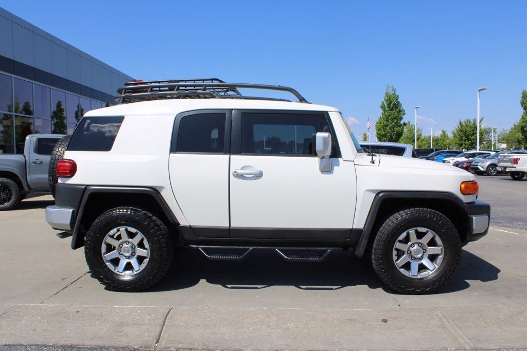 2014 Toyota FJ Cruiser Base