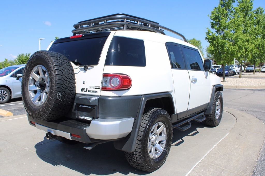 2014 Toyota FJ Cruiser Base