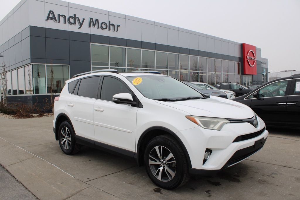 2017 Toyota RAV4 XLE