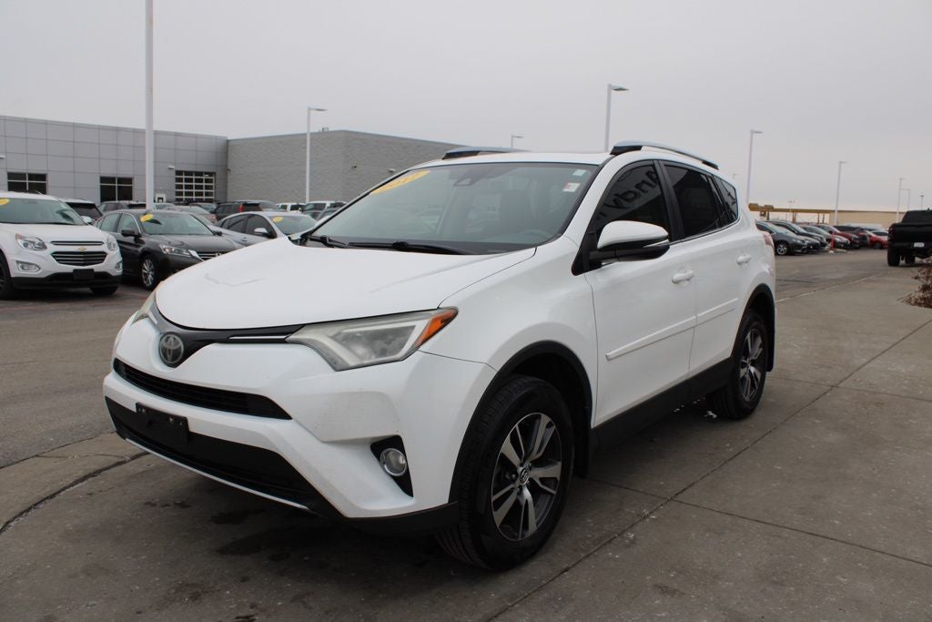 2017 Toyota RAV4 XLE