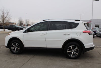 2017 Toyota RAV4 XLE