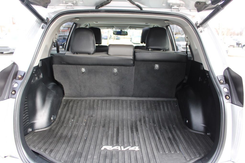 2016 Toyota RAV4 Hybrid XLE